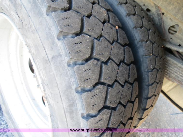 image for item F4360 2005 Ford F450 service truck