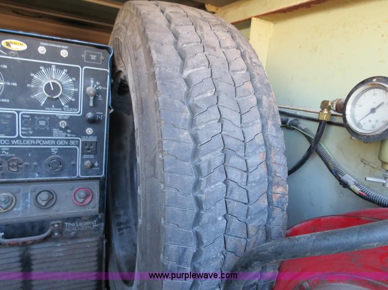 image for item F4360 2005 Ford F450 service truck