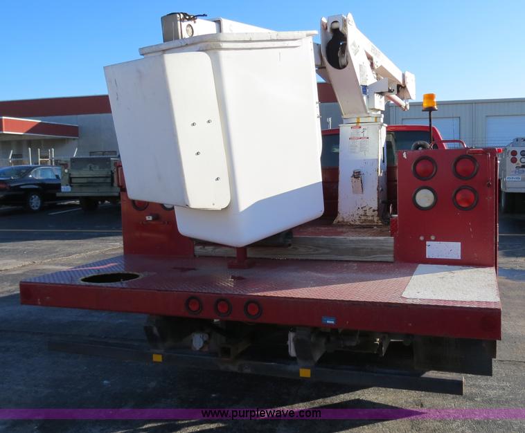 image for item F4362 2000 Chevrolet 3500 crane truck