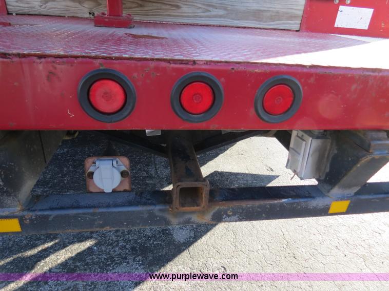 image for item F4362 2000 Chevrolet 3500 crane truck