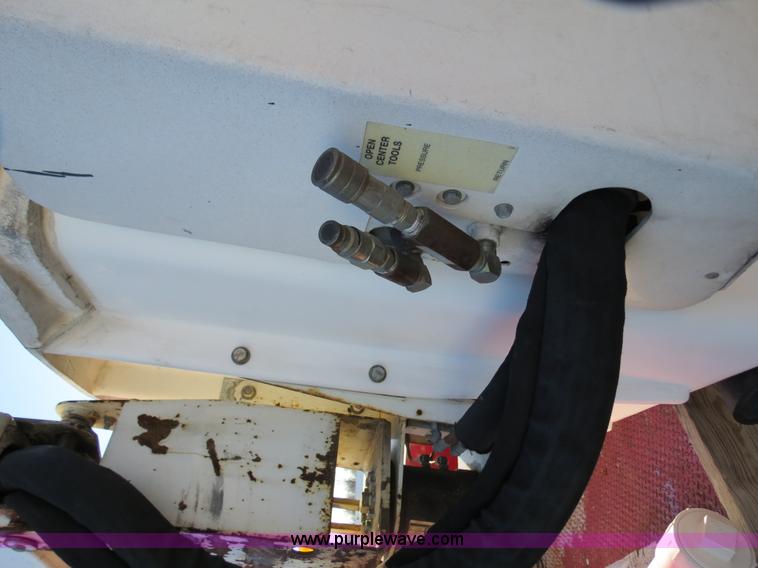 image for item F4362 2000 Chevrolet 3500 crane truck