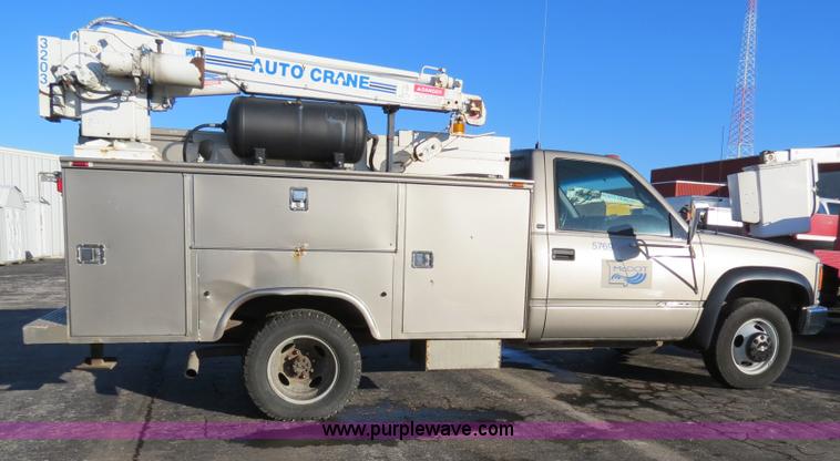 image for item F4363 1998 Chevrolet 3500 service truck