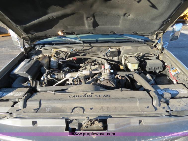 image for item F4363 1998 Chevrolet 3500 service truck