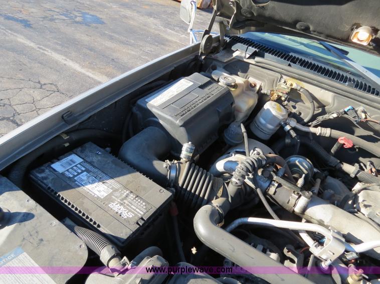 image for item F4363 1998 Chevrolet 3500 service truck