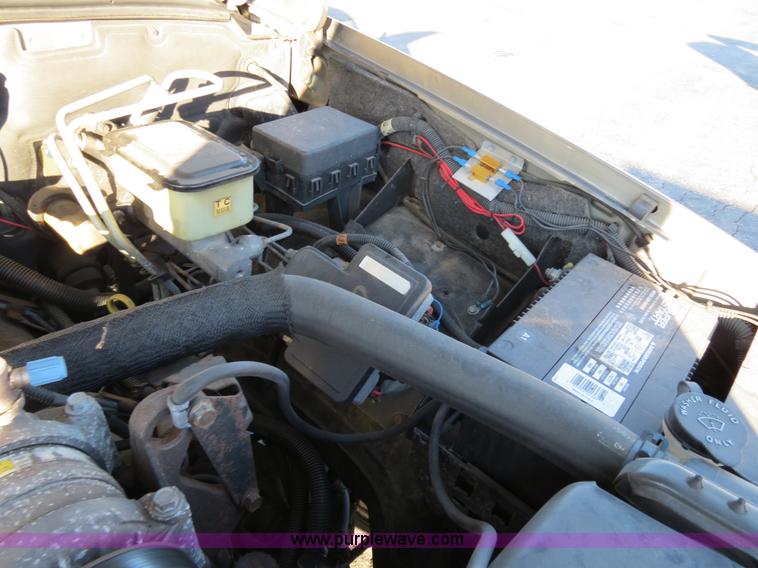 image for item F4363 1998 Chevrolet 3500 service truck