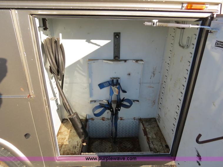 image for item F4363 1998 Chevrolet 3500 service truck