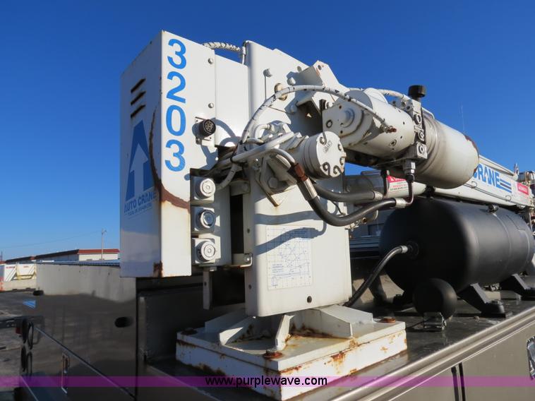 image for item F4363 1998 Chevrolet 3500 service truck