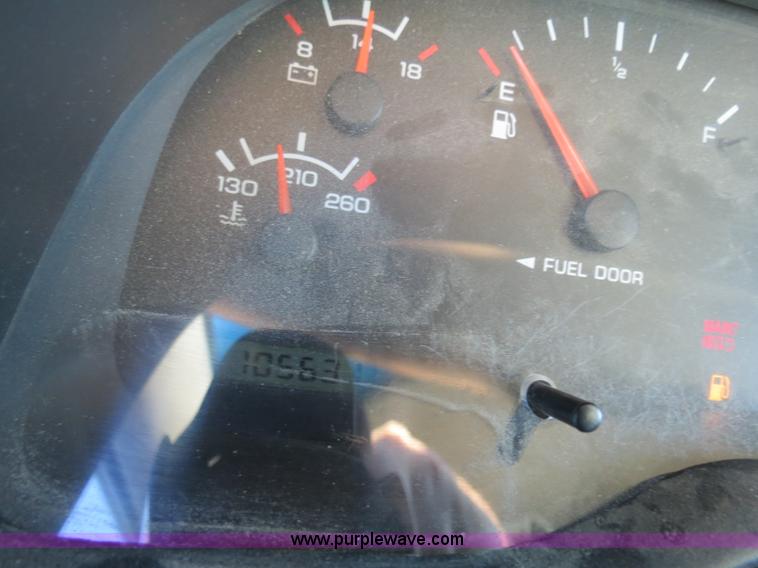 image for item F4364 1998 Dodge Ram 3500 service truck