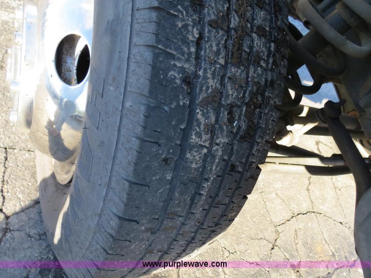 image for item F4364 1998 Dodge Ram 3500 service truck