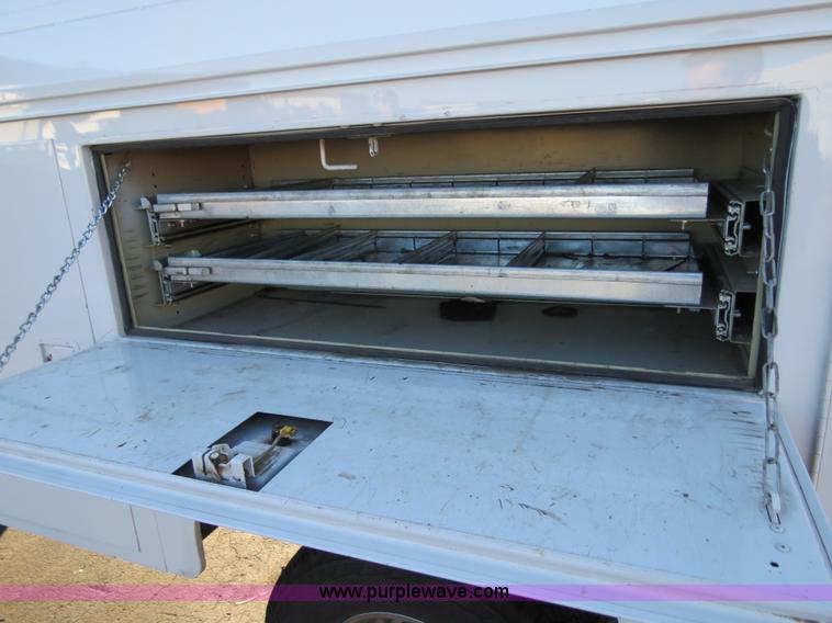 image for item F4364 1998 Dodge Ram 3500 service truck