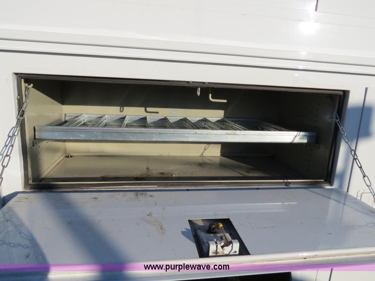 image for item F4364 1998 Dodge Ram 3500 service truck