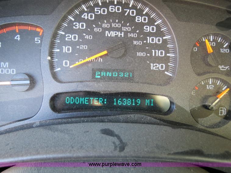 image for item F4366 2003 Chevrolet Silverado 3500 service truck