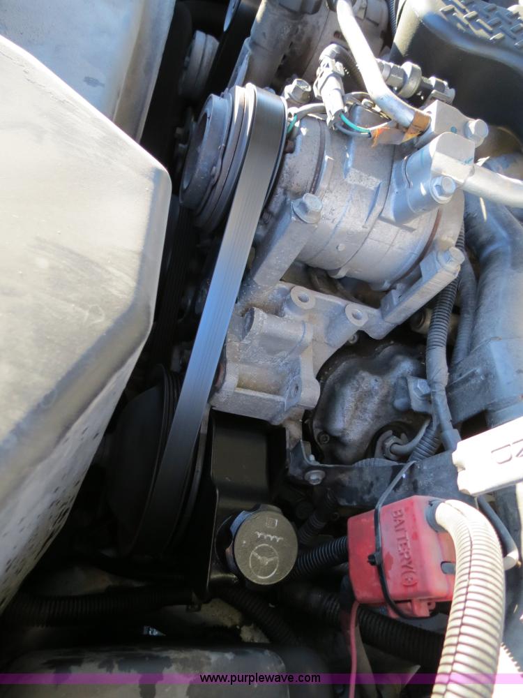 image for item F4366 2003 Chevrolet Silverado 3500 service truck