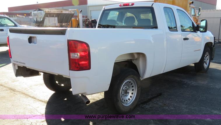 image for item F4373 2008 Chevrolet Silverado 1500 Ext. Cab pickup truck