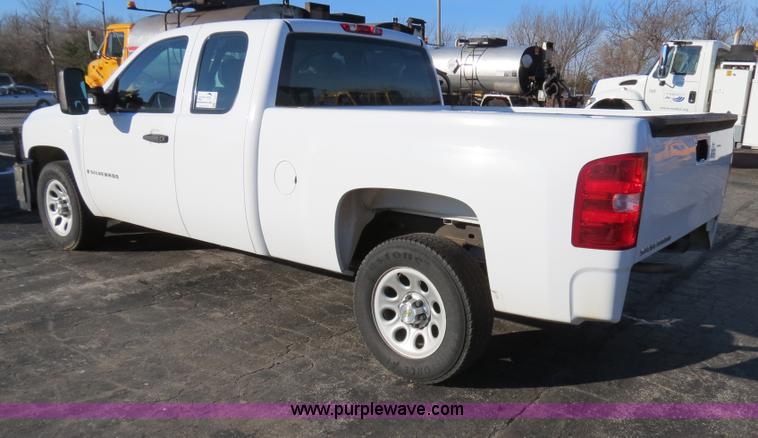 image for item F4373 2008 Chevrolet Silverado 1500 Ext. Cab pickup truck
