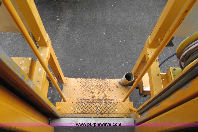 image for item F4803 1996 Ford low tilt cab paint striper truck