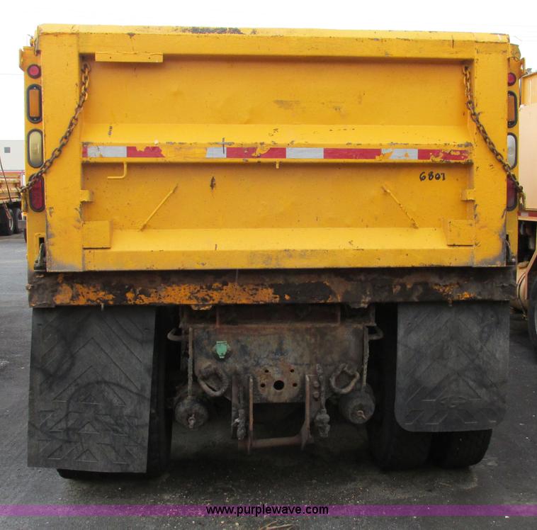 image for item F4804 2002 International F-2554 dump truck