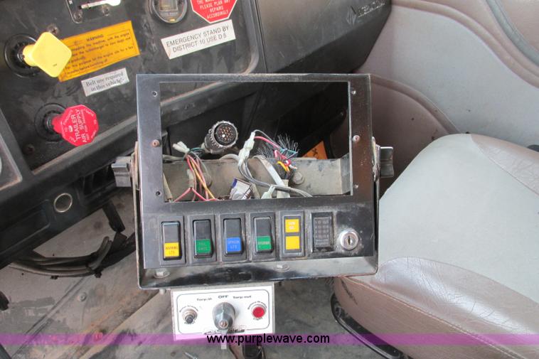 image for item F4804 2002 International F-2554 dump truck