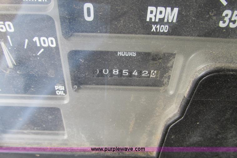 image for item F4804 2002 International F-2554 dump truck