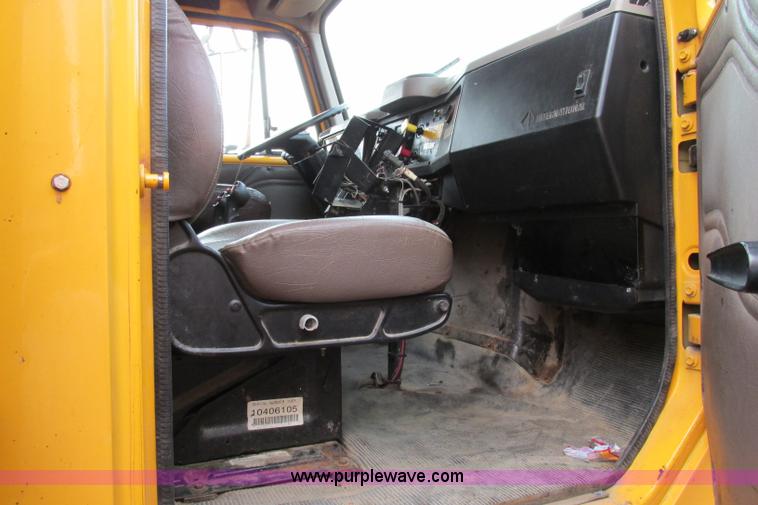 image for item F4804 2002 International F-2554 dump truck