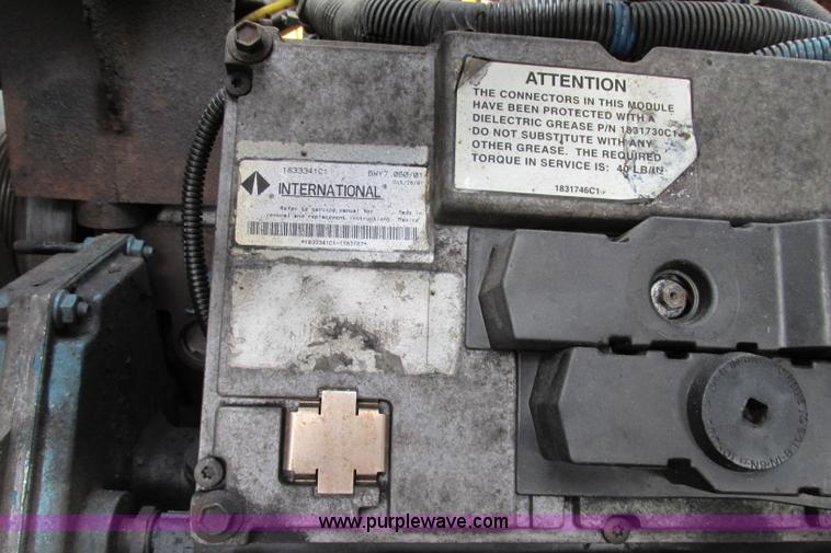 image for item F4804 2002 International F-2554 dump truck