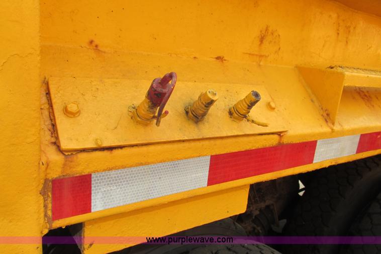 image for item F4804 2002 International F-2554 dump truck