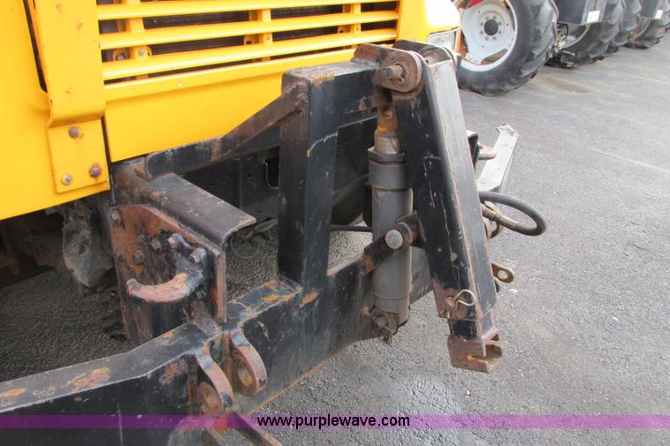 image for item F4805 2002 International 4900 dump truck