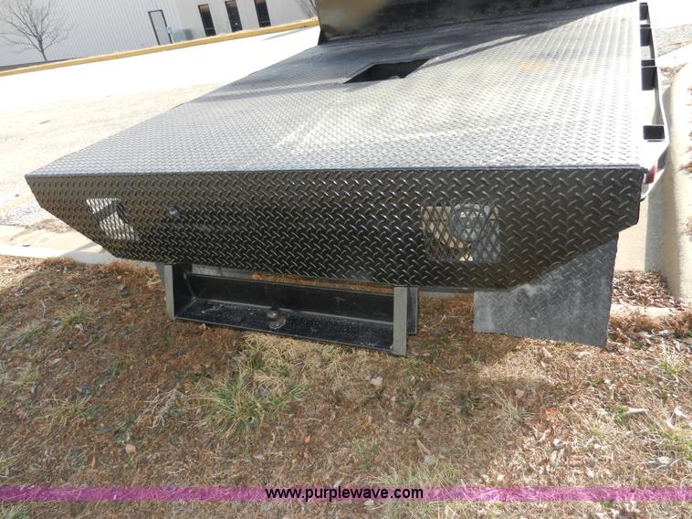 image for item A3900 1977 GMC Sierra Grande 25 flabed pickup truck