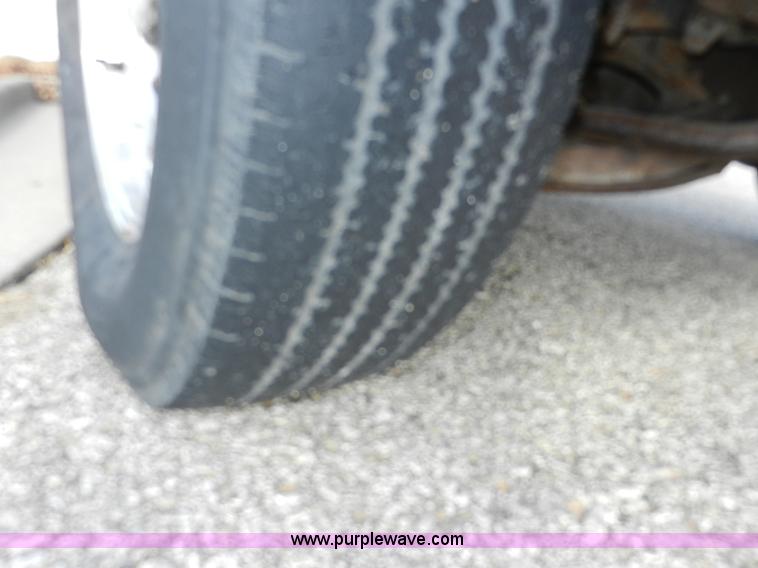 image for item A3900 1977 GMC Sierra Grande 25 flabed pickup truck