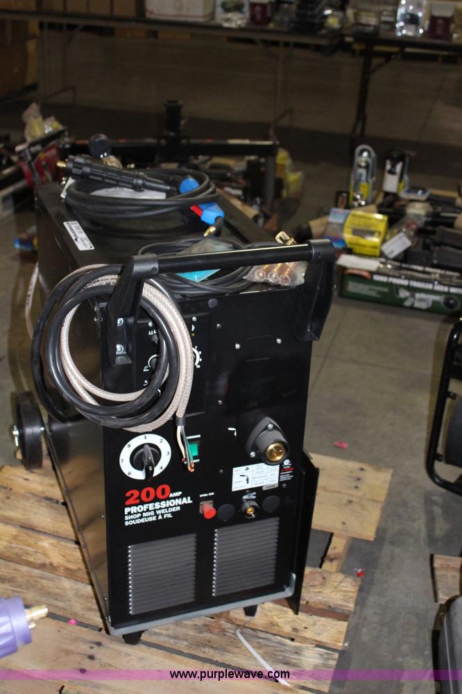 image for item AK9305 Professional mig welder