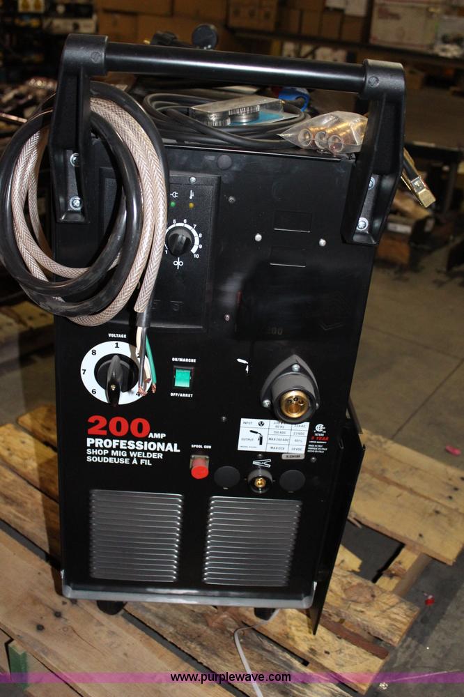 image for item AK9305 Professional mig welder