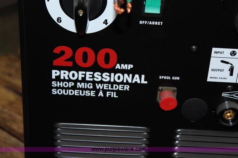image for item AK9305 Professional mig welder