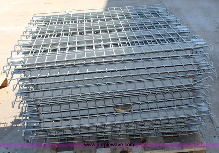 image for item AK9389 (18) pallet decking screens