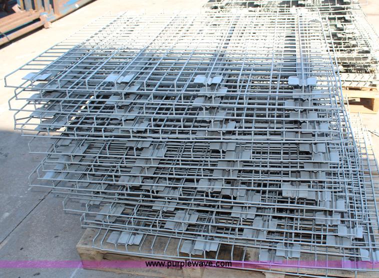 image for item AK9389 (18) pallet decking screens