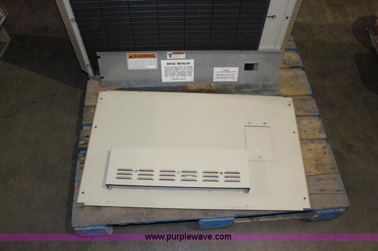 image for item AK9403 Marvair Compac I air conditioner and heater