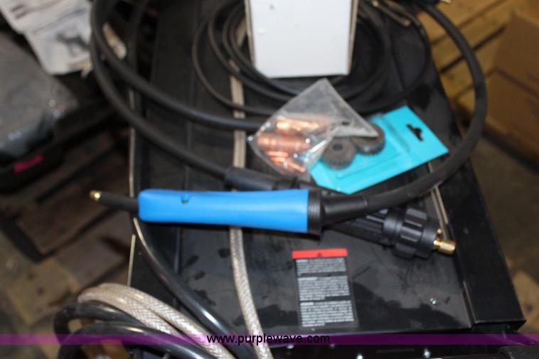 image for item AK9490 Schumacher mig welder