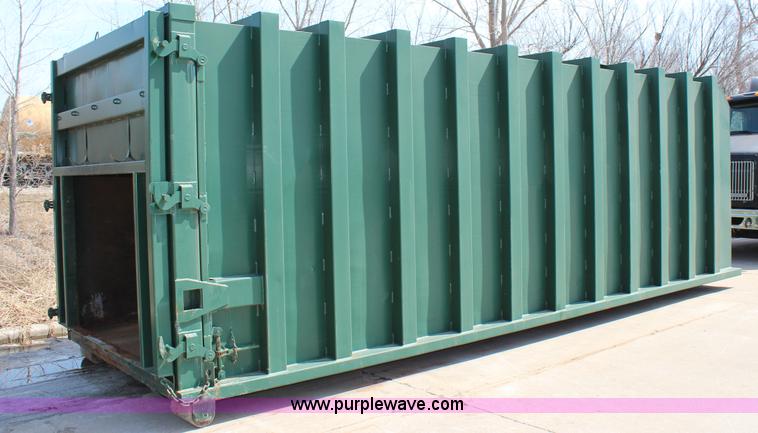 image for item G5352 SE Bright trash compactor