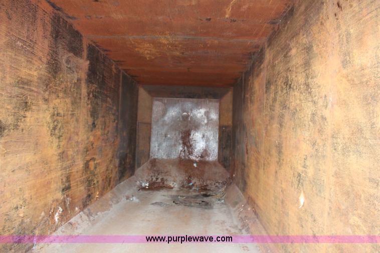 image for item G5352 SE Bright trash compactor