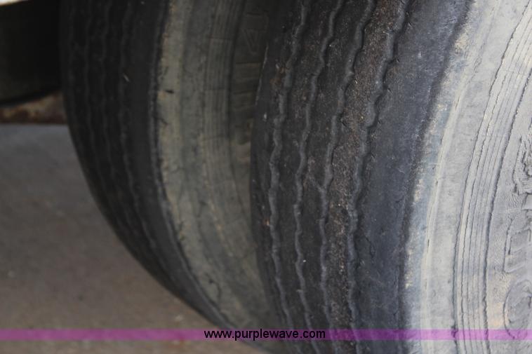 image for item G5353 1999 Wabash 53' drop van trailer