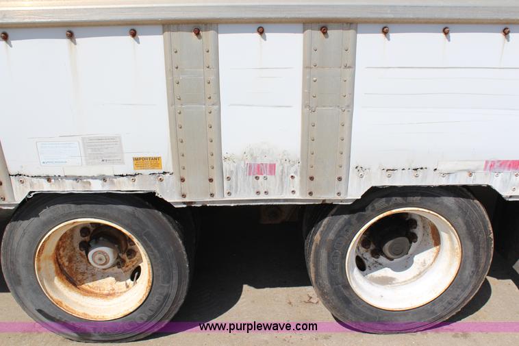 image for item G5368 1999 Wabash drop van trailer