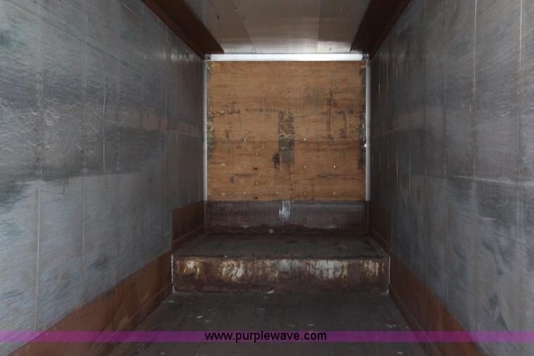 image for item G5368 1999 Wabash drop van trailer