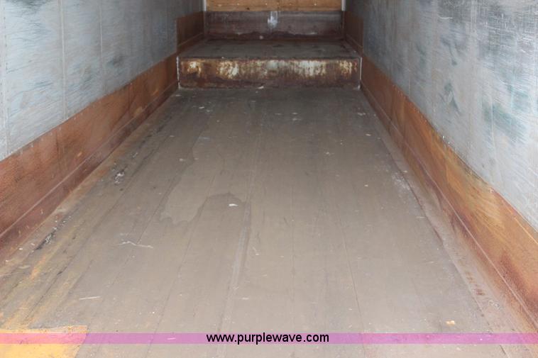 image for item G5368 1999 Wabash drop van trailer