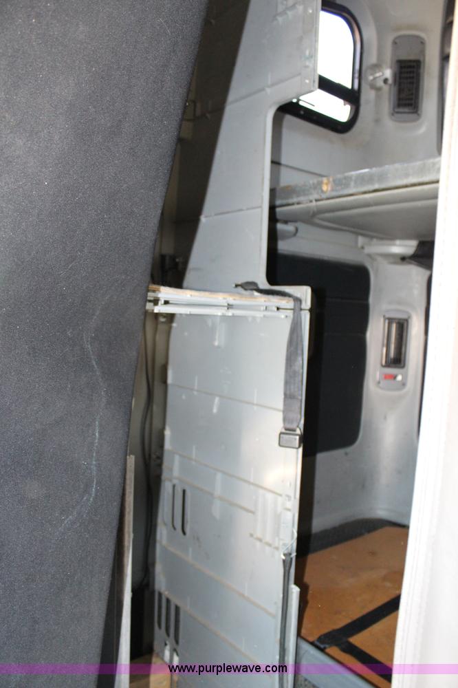 image for item G5372 2000 Freightliner Century Class semi truck