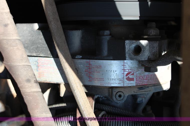 image for item G5372 2000 Freightliner Century Class semi truck