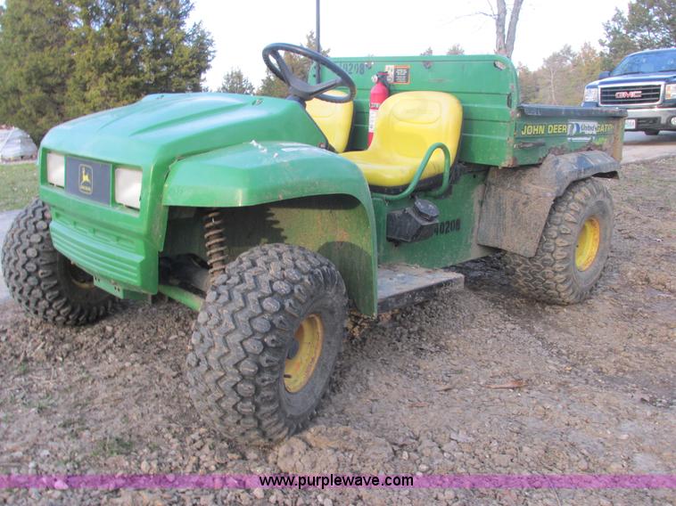 image for item AB9408 2000 John Deere Gator