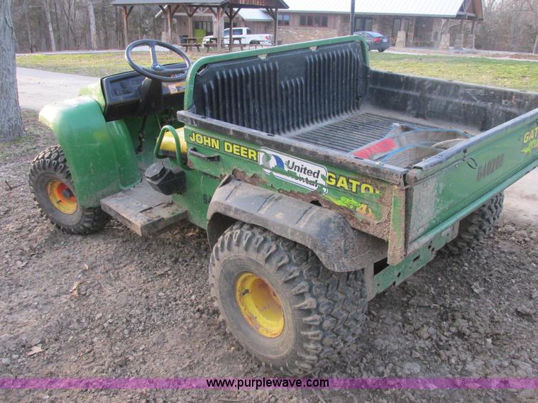 image for item AB9408 2000 John Deere Gator