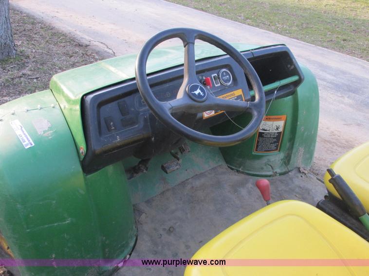 image for item AB9408 2000 John Deere Gator