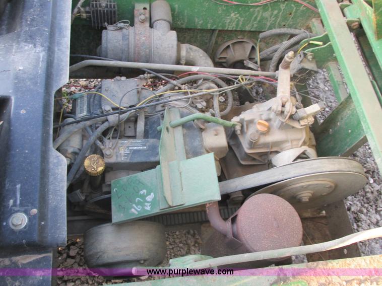 image for item AB9408 2000 John Deere Gator