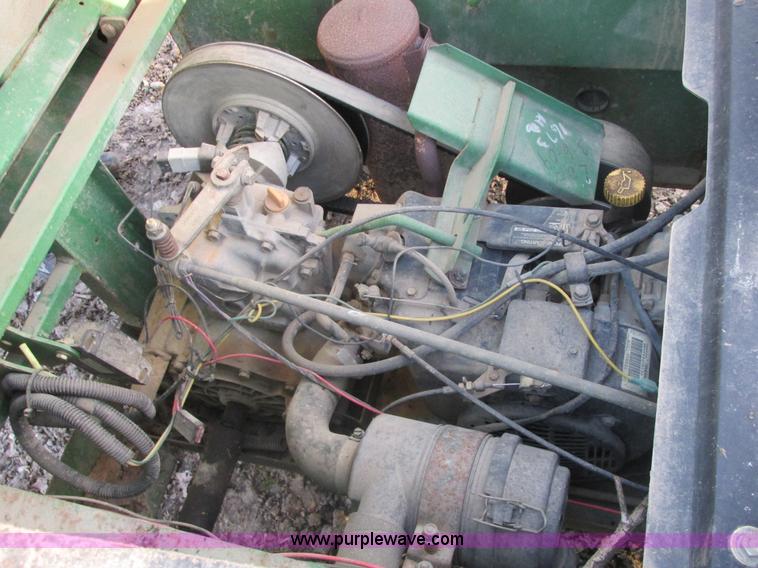 image for item AB9408 2000 John Deere Gator