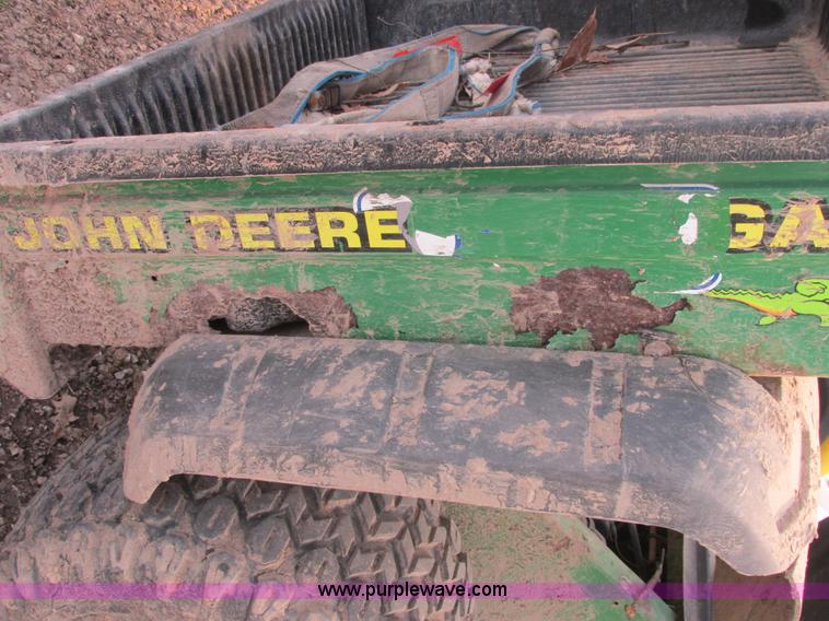 image for item AB9408 2000 John Deere Gator